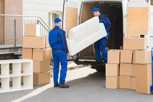 Local removals quote discussion for a home or small business move