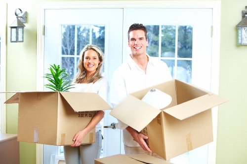 Storage unit pricing and payment agreement details